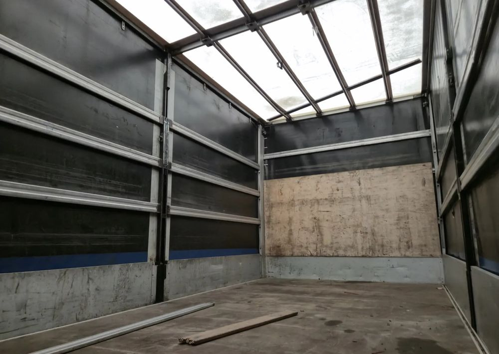 Iveco 70C17 3.0 170KM Skrzyniowy - Varebil med kapell: bilde 4 Iveco 70C17 3.0 170KM Skrzyniowy - Varebil med kapell: bilde 4