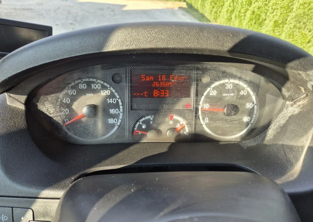 Varebil med skap Peugeot Boxer 3.0 180KM: bilde 9 Varebil med skap Peugeot Boxer 3.0 180KM: bilde 9