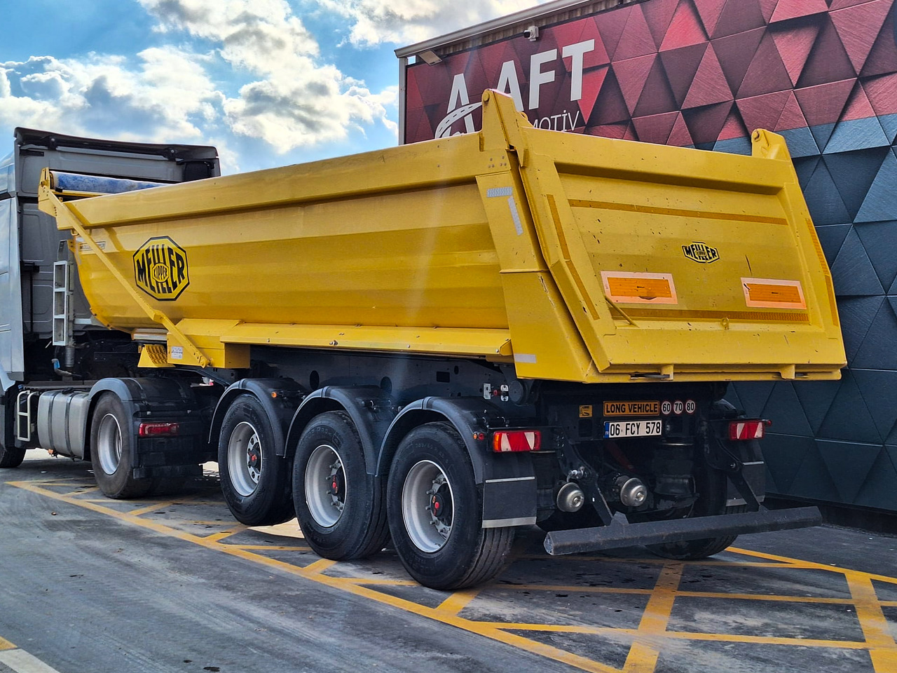 MEILLER - Tippsemi: bilde 3 MEILLER - Tippsemi: bilde 3