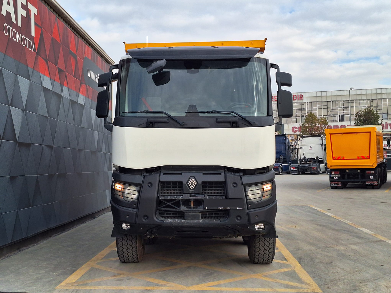 RENAULT K 520 - Tippbil: bilde 2 RENAULT K 520 - Tippbil: bilde 2