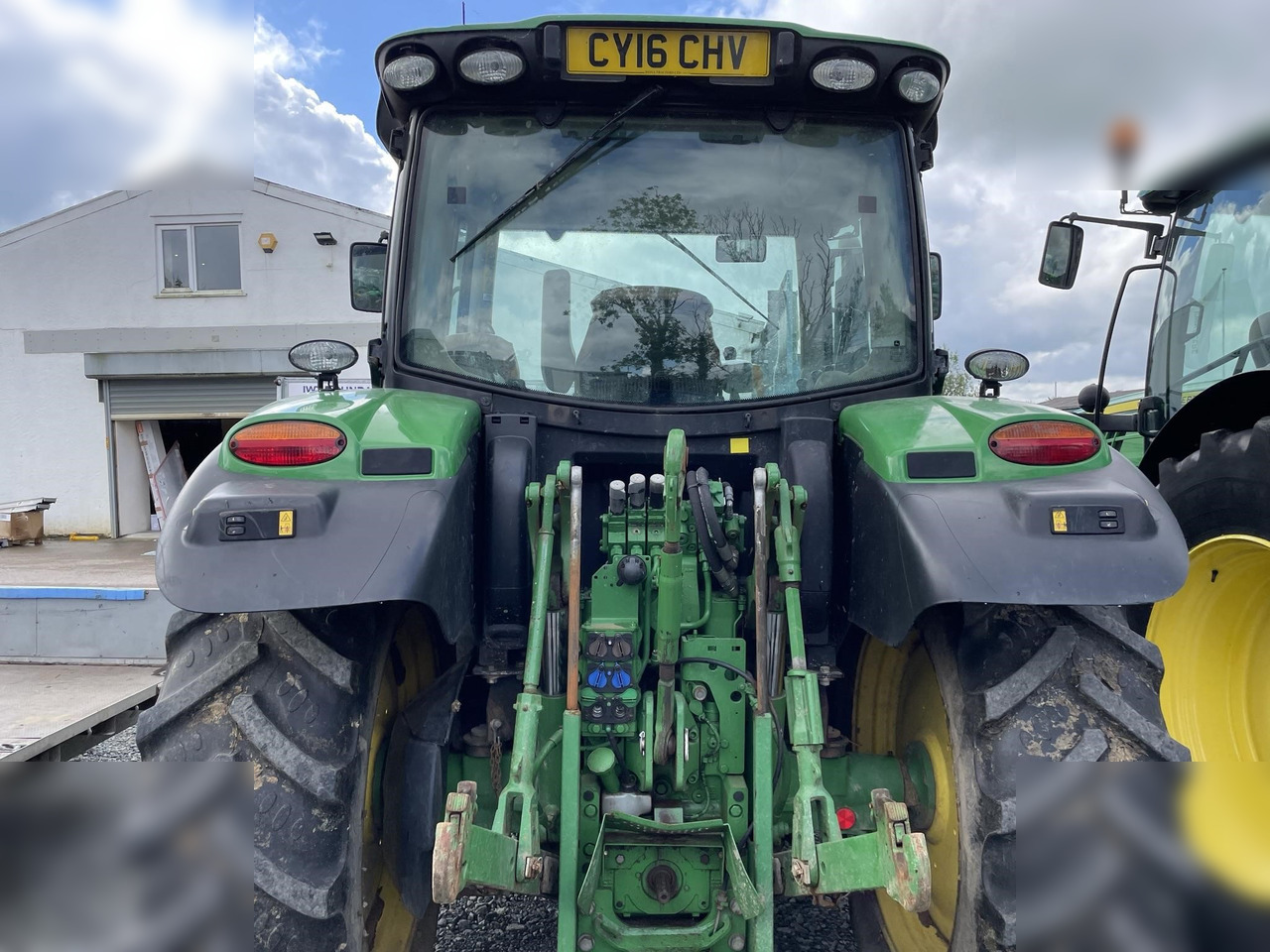 2016 JOHN DEERE 6110R - Traktor: bilde 3 2016 JOHN DEERE 6110R - Traktor: bilde 3