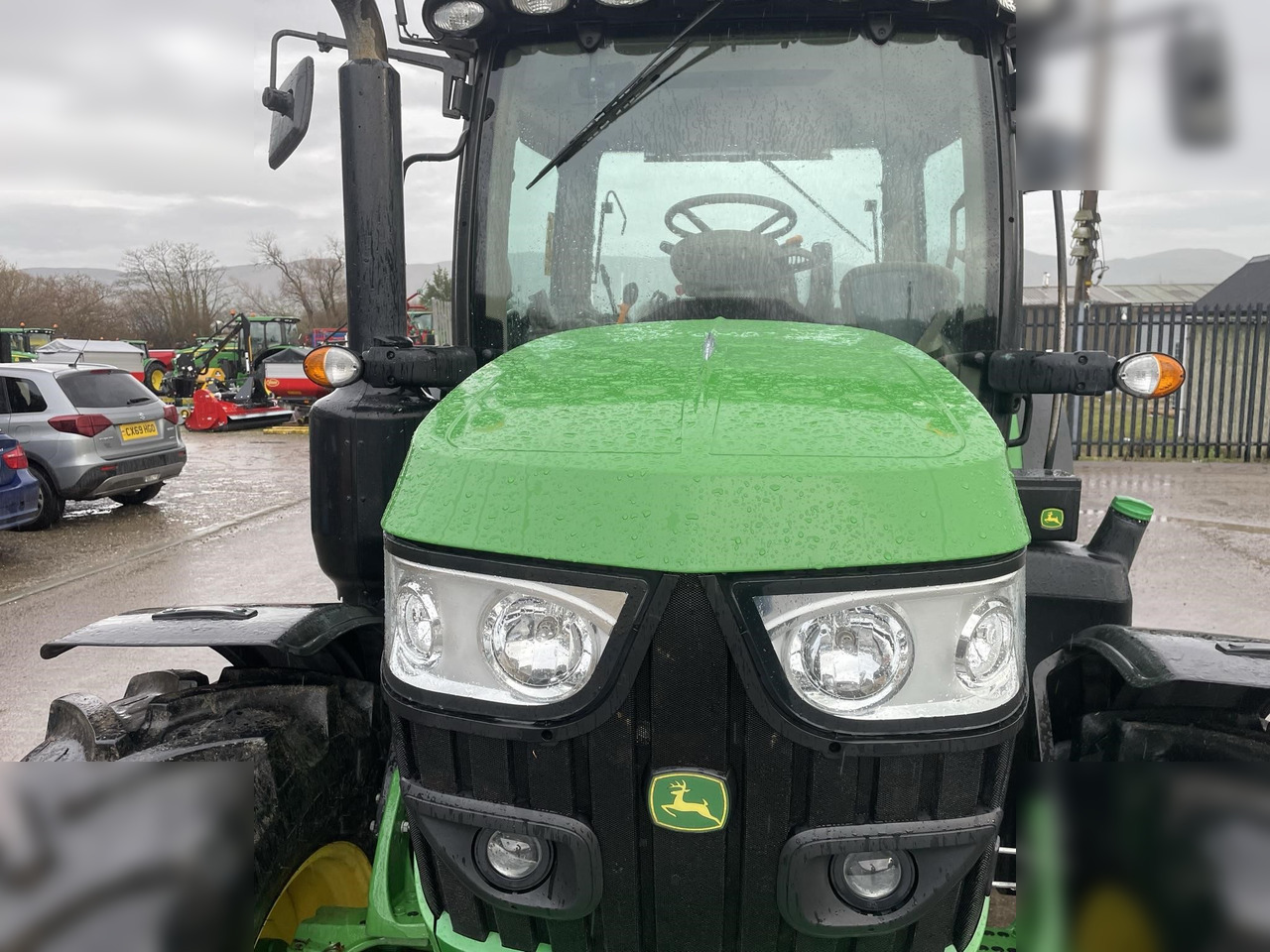 2017 JOHN DEERE 6130R - Traktor: bilde 4 2017 JOHN DEERE 6130R - Traktor: bilde 4