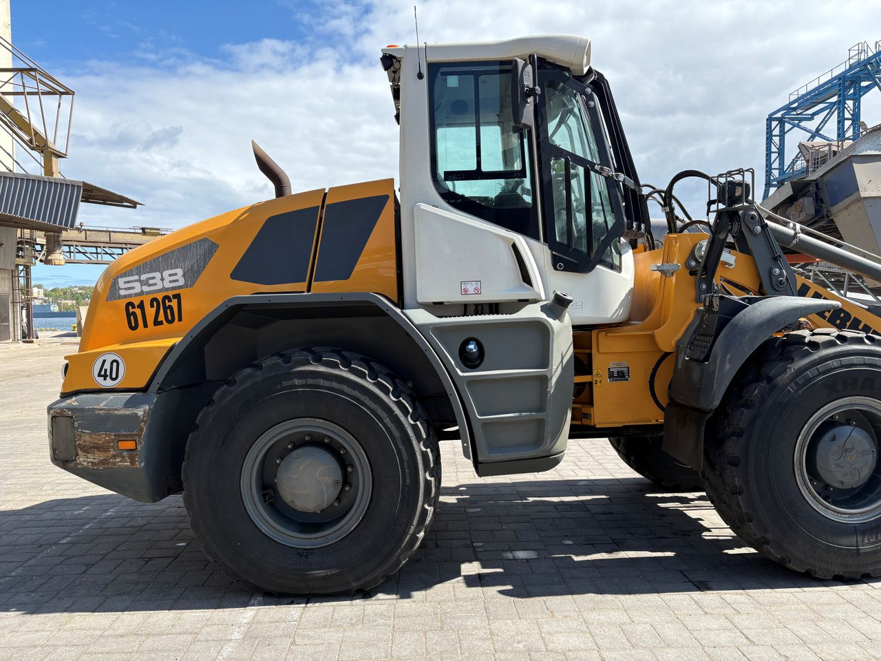LIEBHERR L538 - Hjullaster: bilde 1 LIEBHERR L538 - Hjullaster: bilde 1