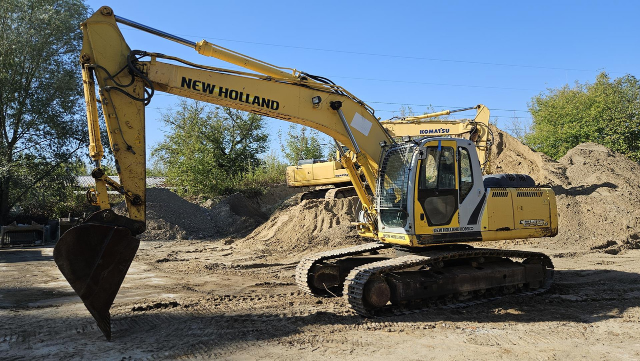 NEW HOLLAND E 245 B - Beltegraver: bilde 2 NEW HOLLAND E 245 B - Beltegraver: bilde 2