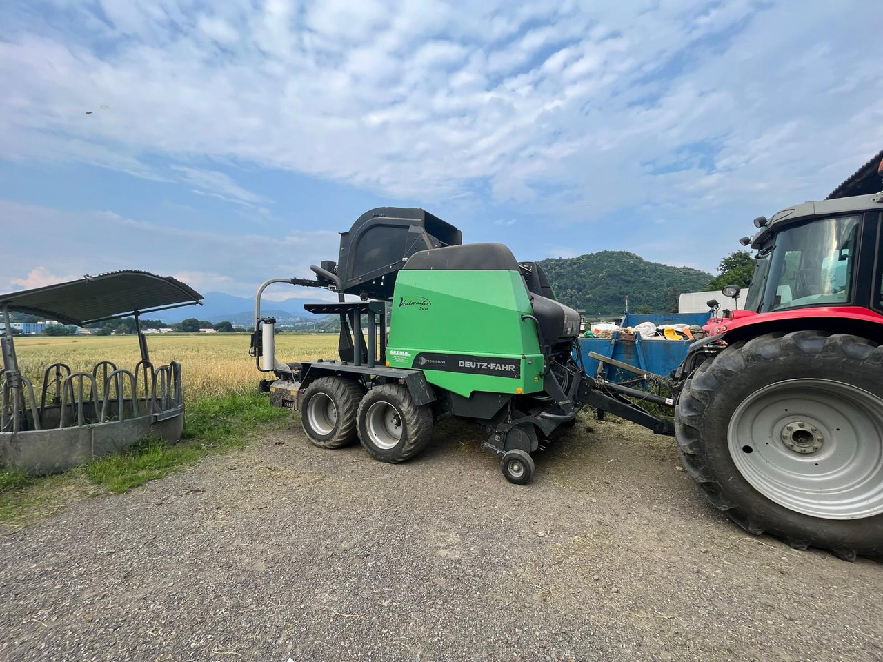 Deutz-Fahr Varimaster 560 - Rundballepresse: bilde 2 Deutz-Fahr Varimaster 560 - Rundballepresse: bilde 2