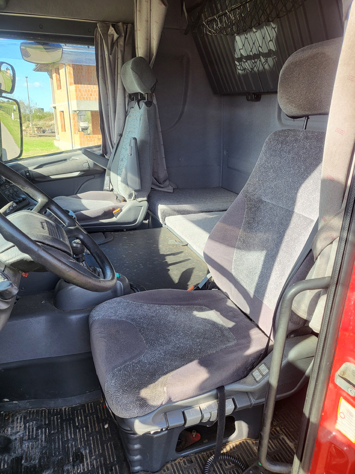 SCANIA 124 - Chassis lastebil: bilde 5 SCANIA 124 - Chassis lastebil: bilde 5