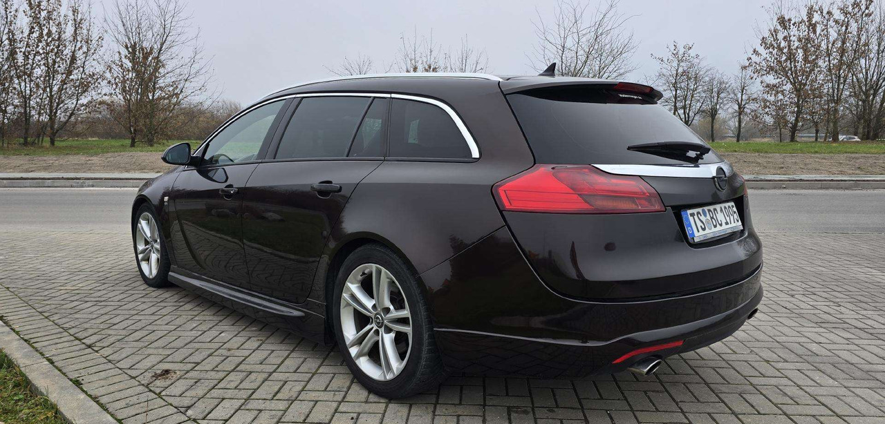 Opel Insignia - Stasjonsvogn: bilde 4 Opel Insignia - Stasjonsvogn: bilde 4