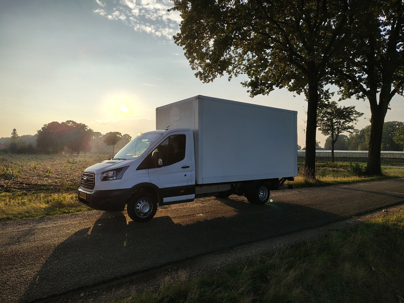 Ford Transit - Kassebil: bilde 2 Ford Transit - Kassebil: bilde 2