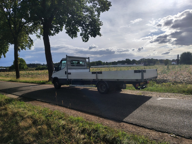 Iveco Daily 35C180 - Varebil med plan: bilde 3 Iveco Daily 35C180 - Varebil med plan: bilde 3