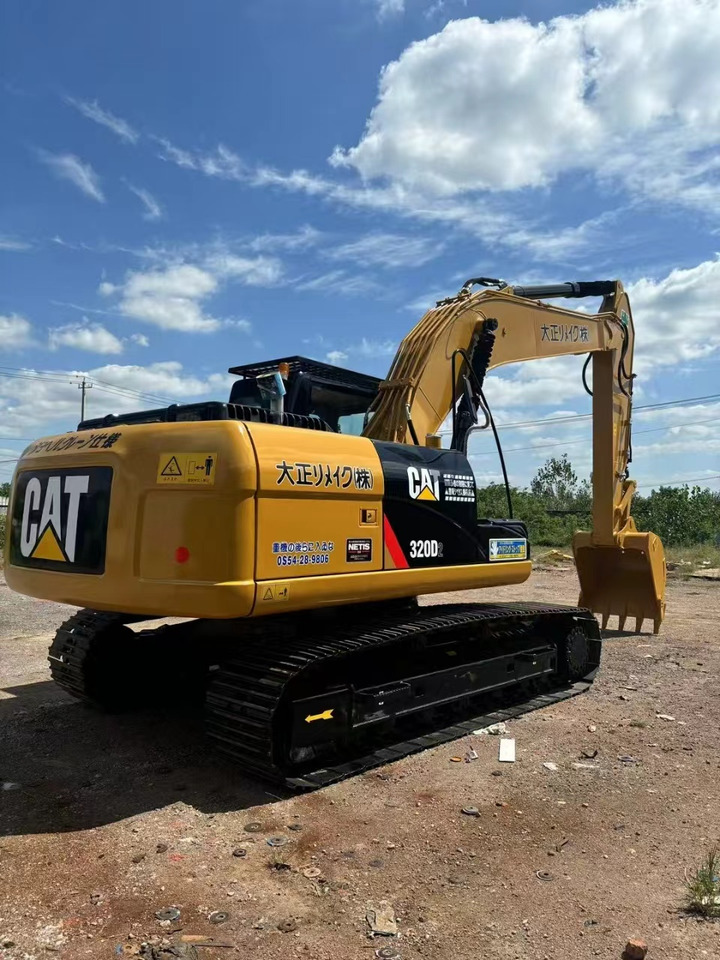 CATERPILLAR 320D2L excavator source supply Japan caterpillar - Beltegraver: bilde 2 CATERPILLAR 320D2L excavator source supply Japan caterpillar - Beltegraver: bilde 2