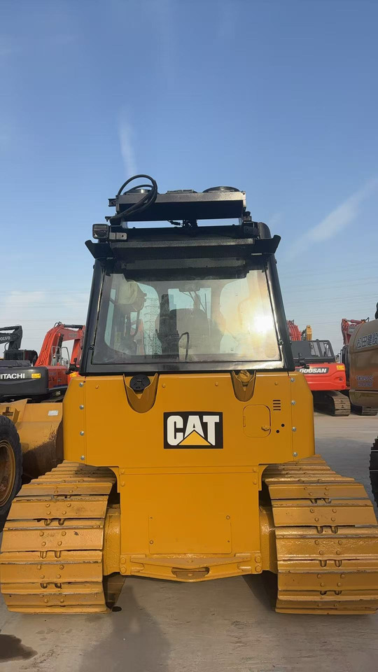 CATERPILLAR D5k diesel compact precision fuel-efficient cater bulldozer - Bulldozer: bilde 4 CATERPILLAR D5k diesel compact precision fuel-efficient cater bulldozer - Bulldozer: bilde 4
