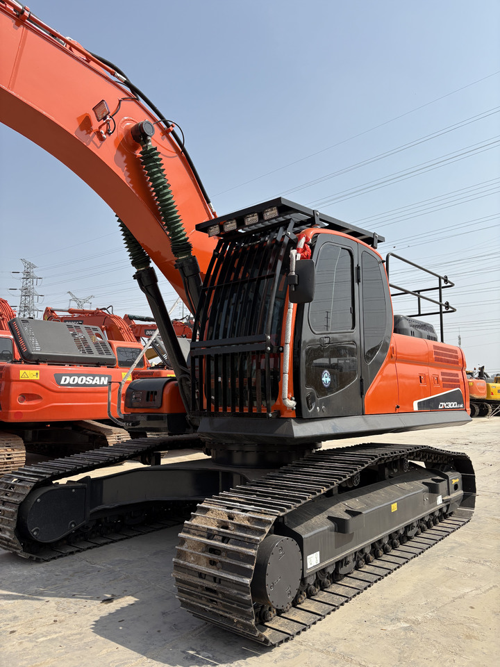 DOOSAN Dx300cl low work hours original excavator - Beltegraver: bilde 5 DOOSAN Dx300cl low work hours original excavator - Beltegraver: bilde 5