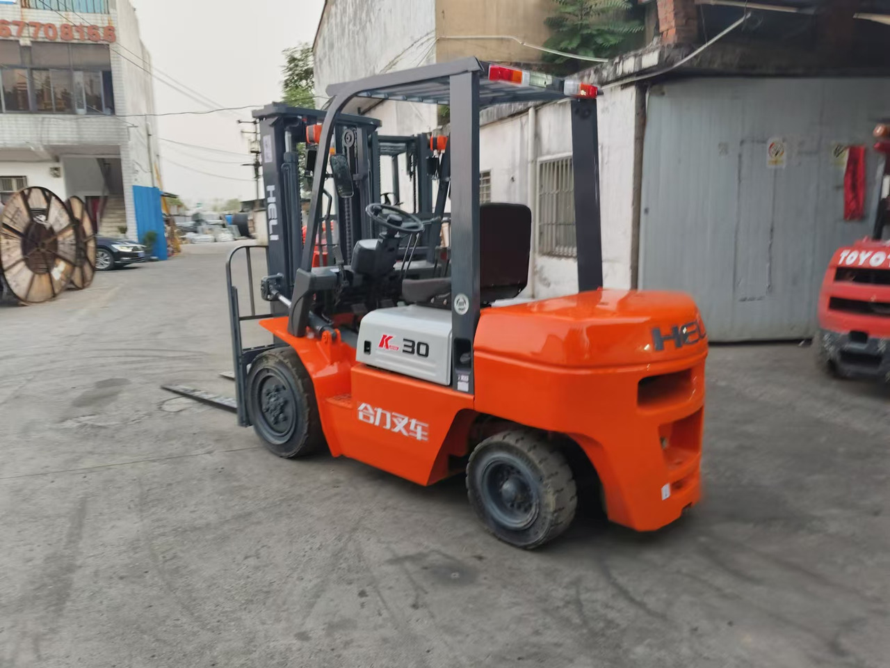 HELI k30 used 3 ton diesel forklift Customizable mast clamps low price - Dieseltruck: bilde 3 HELI k30 used 3 ton diesel forklift Customizable mast clamps low price - Dieseltruck: bilde 3