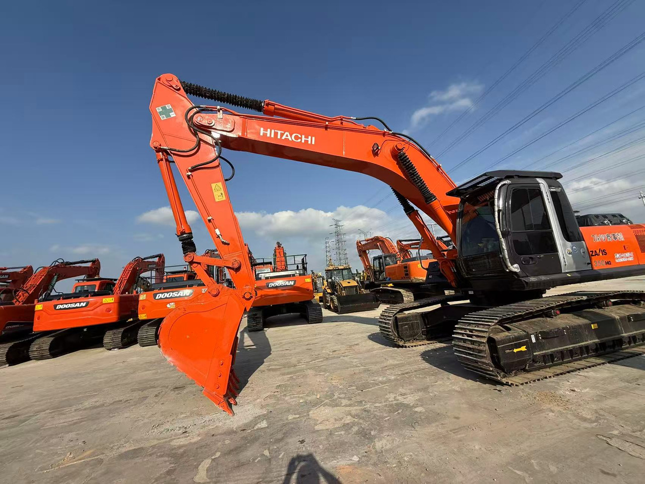 HITACHI ZX350 crawler excavator low hours excellent condition excavator - Beltegraver: bilde 3 HITACHI ZX350 crawler excavator low hours excellent condition excavator - Beltegraver: bilde 3