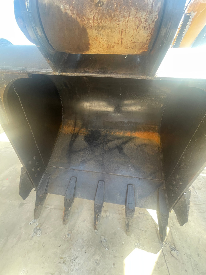 HITACHI ZX350 crawler excavator low hours excellent condition original - Beltegraver: bilde 4 HITACHI ZX350 crawler excavator low hours excellent condition original - Beltegraver: bilde 4