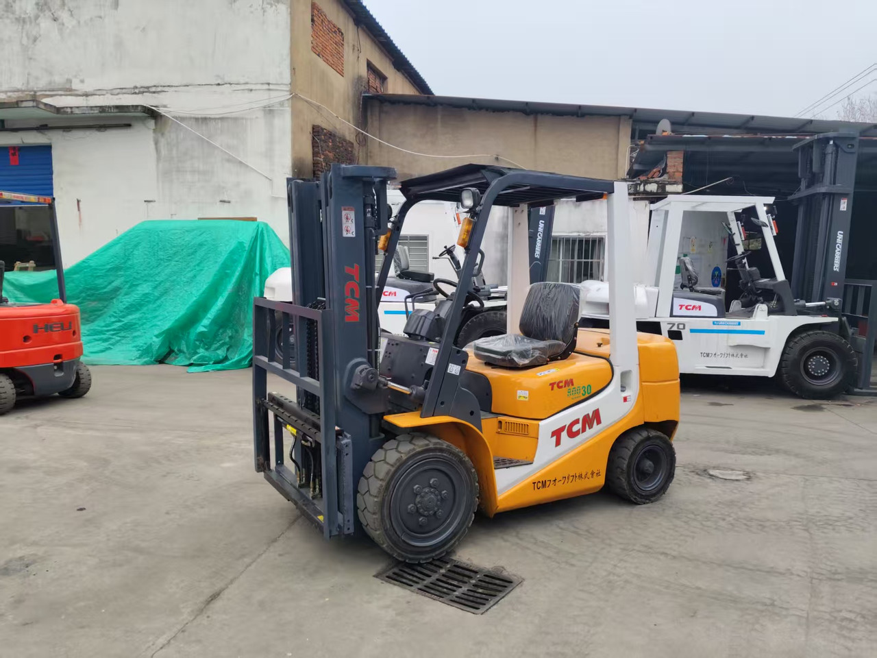 TCM FD30 Japan brand used 3 ton 4.5m diesel forklift Customizable mast clamps - Dieseltruck: bilde 1 TCM FD30 Japan brand used 3 ton 4.5m diesel forklift Customizable mast clamps - Dieseltruck: bilde 1