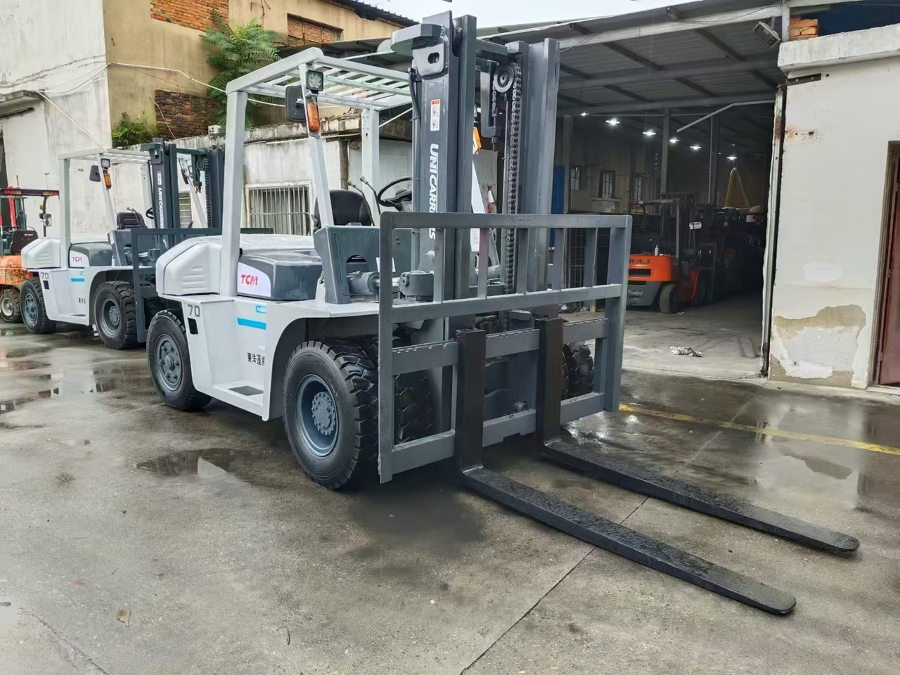 TCM FD70 japan brand 7 ton forklift used Customizable mast clamp side shift - Dieseltruck: bilde 5 TCM FD70 japan brand 7 ton forklift used Customizable mast clamp side shift - Dieseltruck: bilde 5