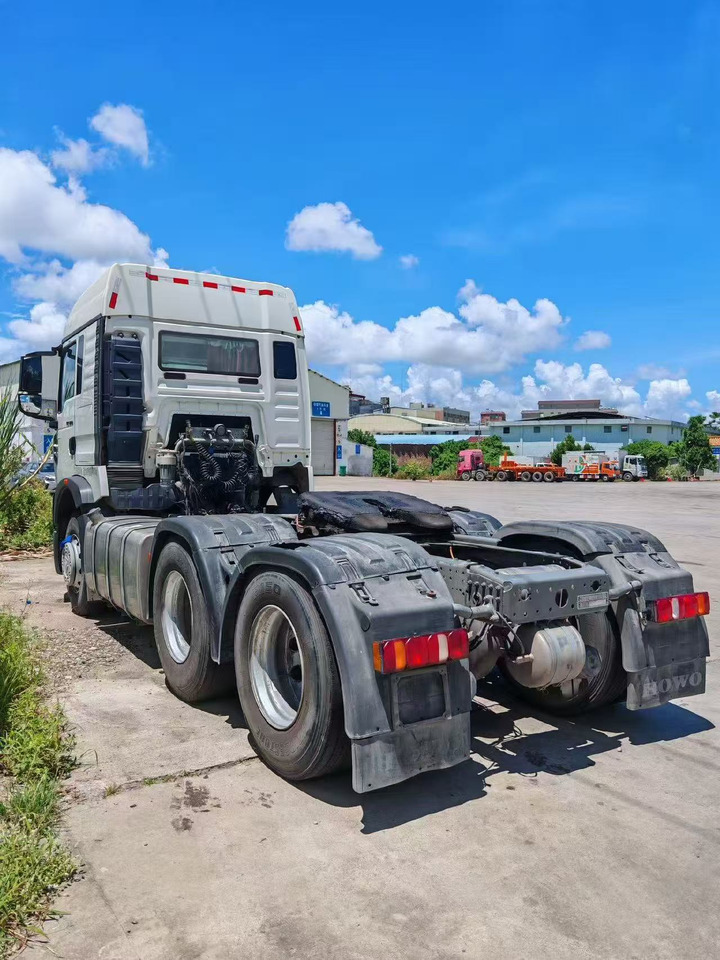 SINOTRUK howo 371,430 ,460 tractor multiple models used and stock new tractors Customizable - Trekkvogn: bilde 4 SINOTRUK howo 371,430 ,460 tractor multiple models used and stock new tractors Customizable - Trekkvogn: bilde 4