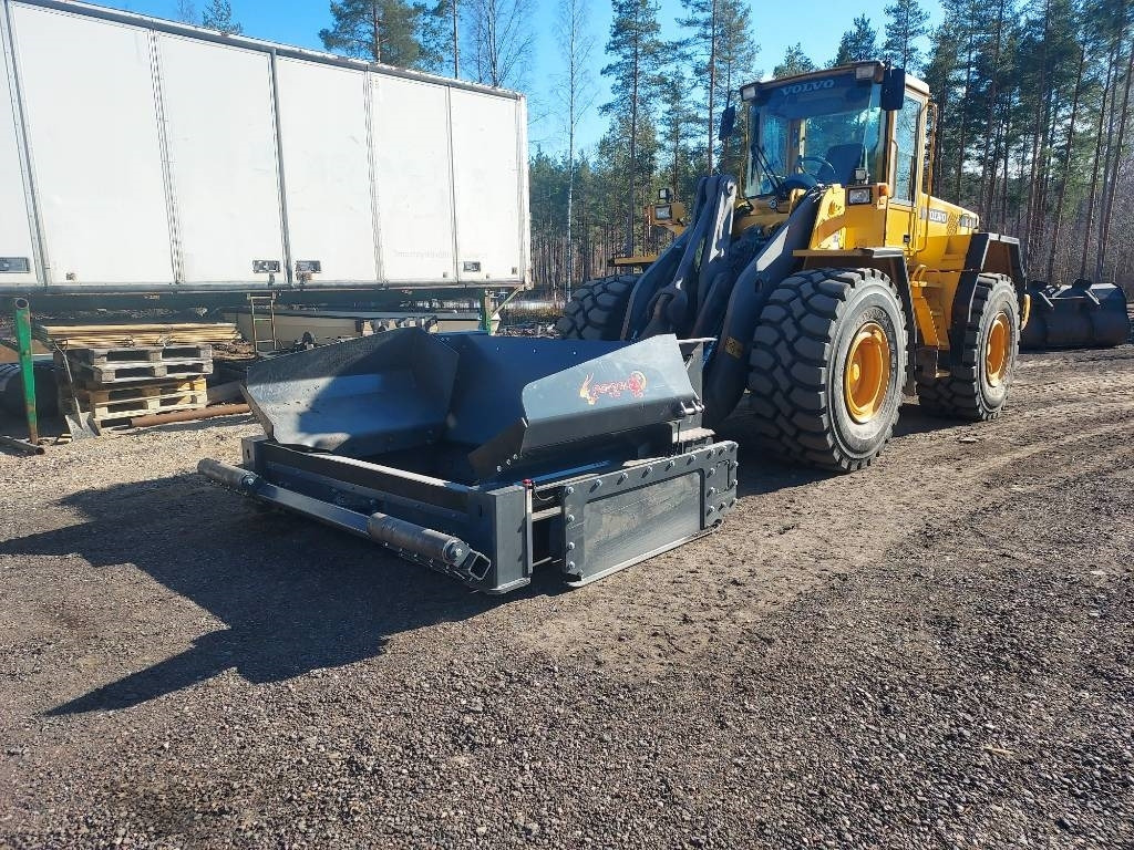 Reptail TM - Grader: bilde 2 Reptail TM - Grader: bilde 2