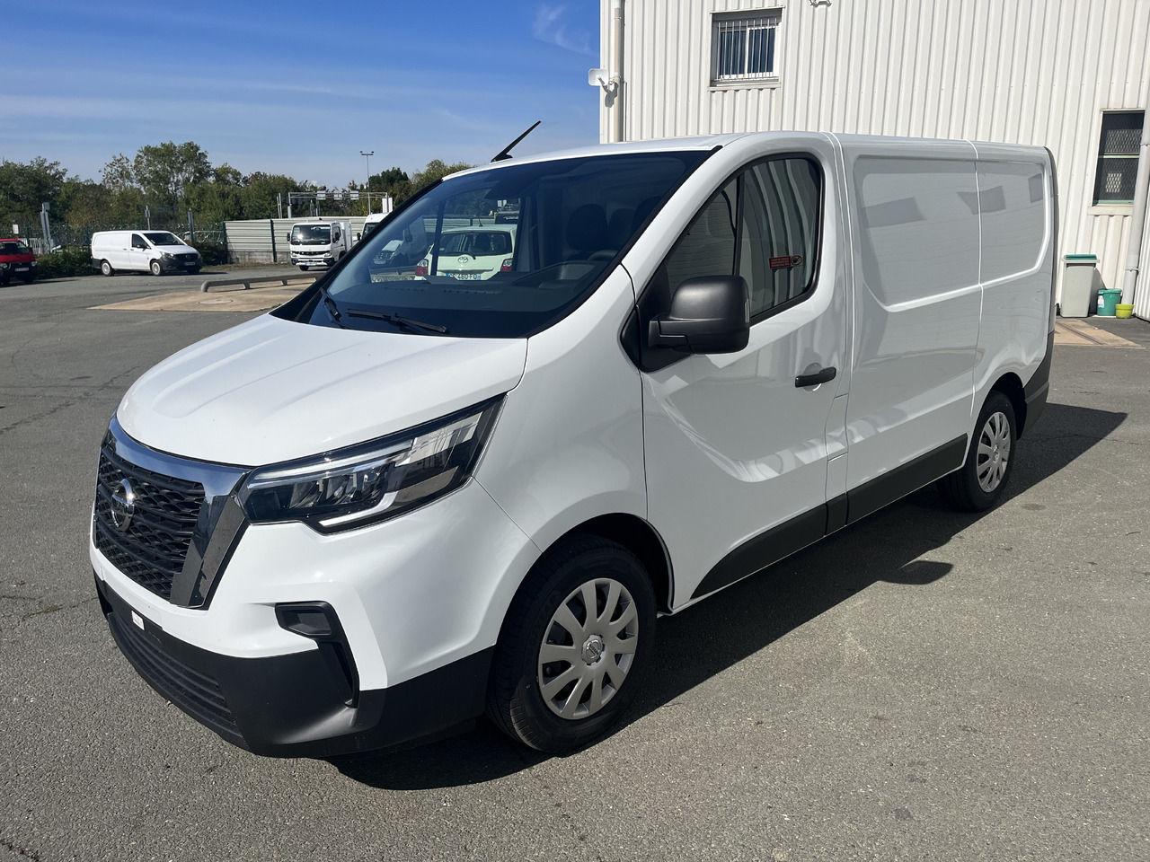 NISSAN Primastar NV300 2.0DCI130 Acenta L1H1 - Kassebil: bilde 2 NISSAN Primastar NV300 2.0DCI130 Acenta L1H1 - Kassebil: bilde 2
