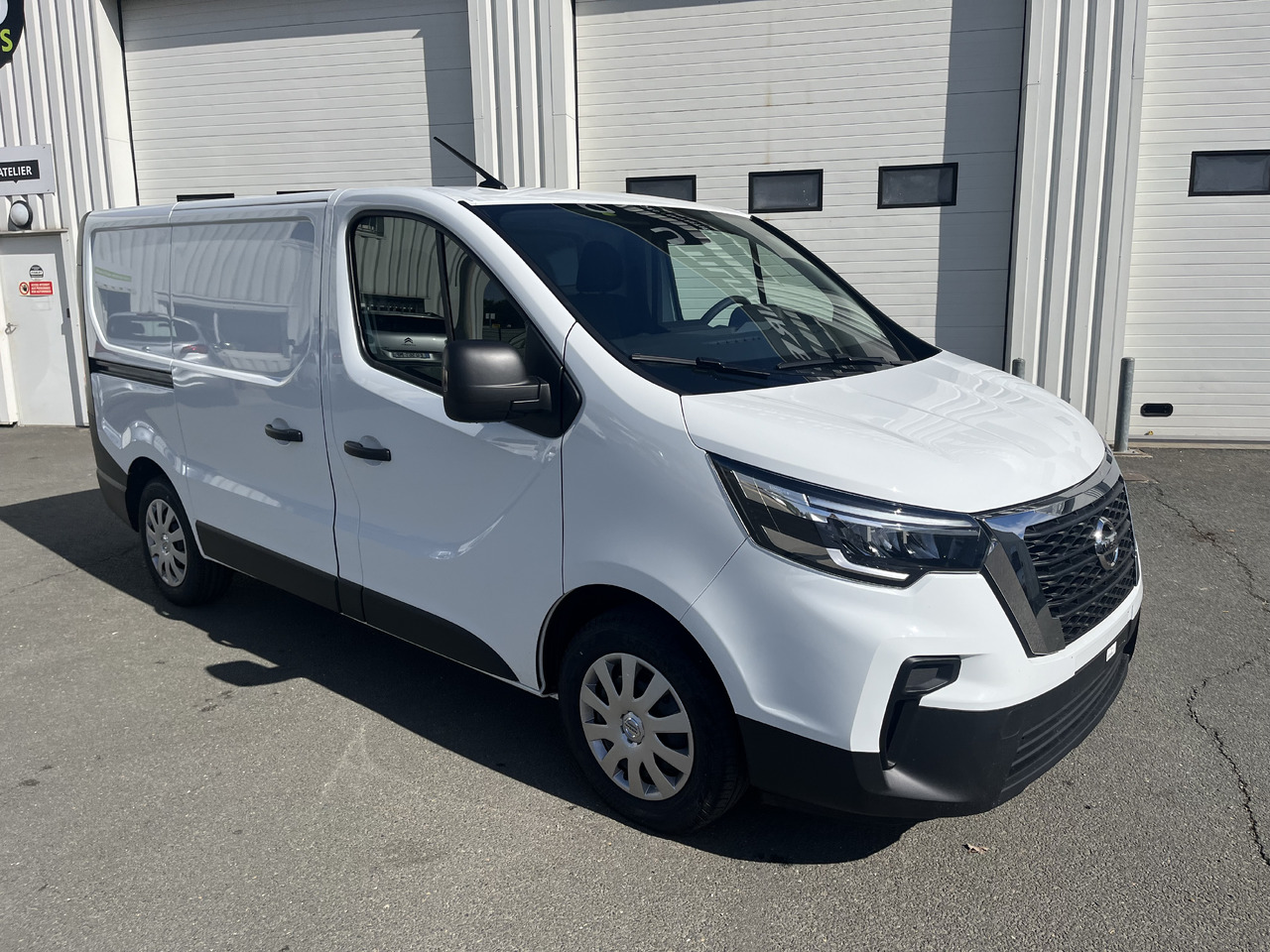 NISSAN Primastar NV300 2.0DCI130 Acenta L1H1 - Kassebil: bilde 1 NISSAN Primastar NV300 2.0DCI130 Acenta L1H1 - Kassebil: bilde 1