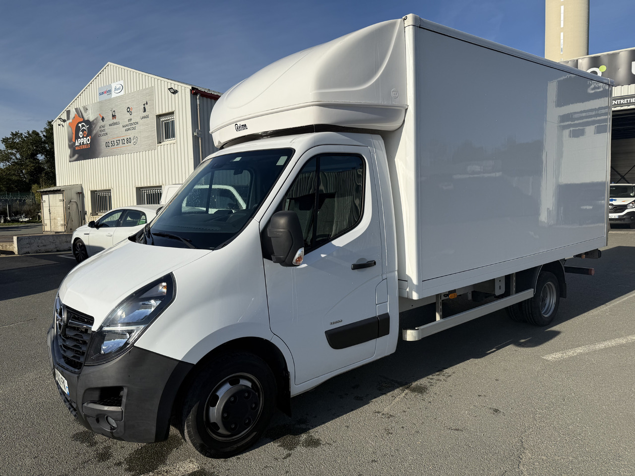 OPEL MOVANO - Varebil med skap: bilde 2 OPEL MOVANO - Varebil med skap: bilde 2