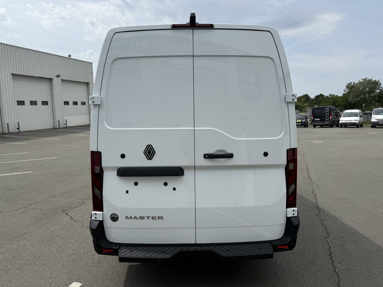 Ny Kassebil RENAULT MASTER 3T5 L2H2 EXTRA 2.0DCI150: bilde 8 Ny Kassebil RENAULT MASTER 3T5 L2H2 EXTRA 2.0DCI150: bilde 8