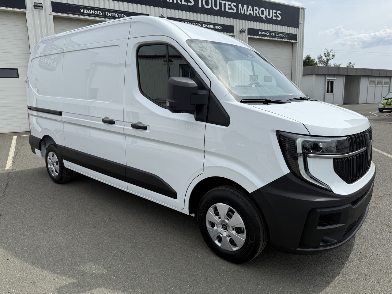 RENAULT MASTER 3T5 L2H2 EXTRA 2.0DCI150 - Kassebil: bilde 1 RENAULT MASTER 3T5 L2H2 EXTRA 2.0DCI150 - Kassebil: bilde 1