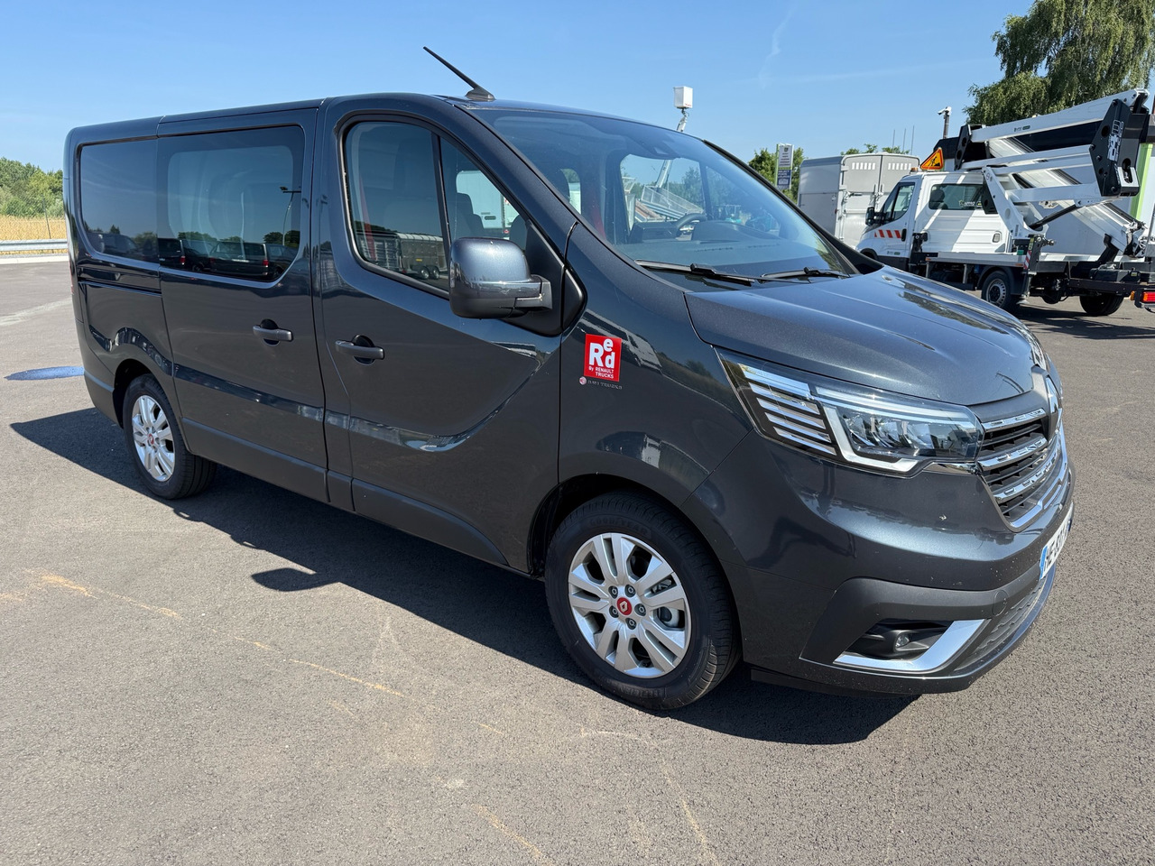 RENAULT Trafic - Kassebil: bilde 1 RENAULT Trafic - Kassebil: bilde 1
