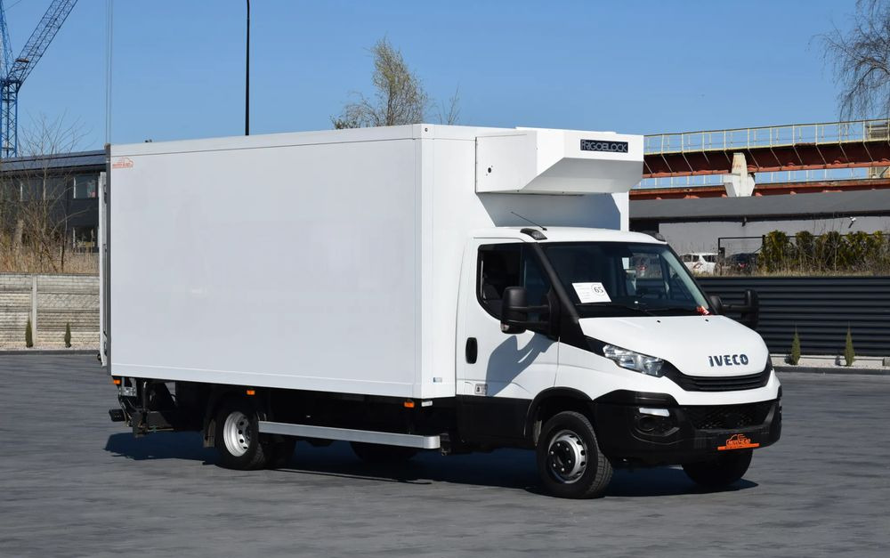 Iveco DAILY 70C18 / 3.0 - 180 KM / AUTOMAT HI-MATIC / 3 OSOBY / CHŁODNIA - MROŹNIA 4,55 M / AGREGAD FRIGOBLOCK / WINDA SORENSEN / KLIMA / TEMPOMAT / KAMERA COFANIA / REGULOWANE ZAWIESZENIE / SERWISOWA - Lastebil med kjøl: bilde 3 Iveco DAILY 70C18 / 3.0 - 180 KM / AUTOMAT HI-MATIC / 3 OSOBY / CHŁODNIA - MROŹNIA 4,55 M / AGREGAD FRIGOBLOCK / WINDA SORENSEN / KLIMA / TEMPOMAT / KAMERA COFANIA / REGULOWANE ZAWIESZENIE / SERWISOWA - Lastebil med kjøl: bilde 3