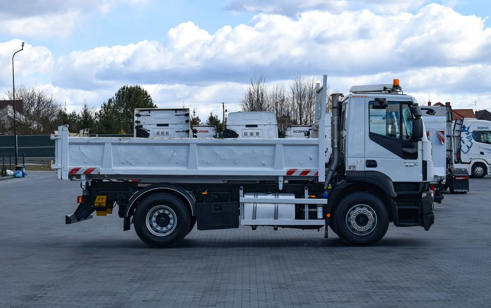Iveco STRALIS 310 / 4x2 / EURO 6 / WYWROTKA / HYDROBURTA / AUTOMAT / HAK / 2015 / NISKI PRZEBIEG / SPROWADZONY - Tippbil: bilde 4 Iveco STRALIS 310 / 4x2 / EURO 6 / WYWROTKA / HYDROBURTA / AUTOMAT / HAK / 2015 / NISKI PRZEBIEG / SPROWADZONY - Tippbil: bilde 4