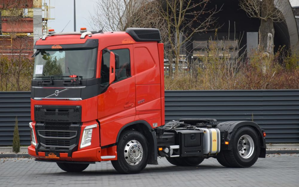 Volvo FH500 / NISKA KABINA / HYDRAULIKA / EURO 6 / ACC / LEDY / ALUFELGI / SERWISOWANY / SPROWADZONY - Trekkvogn: bilde 1 Volvo FH500 / NISKA KABINA / HYDRAULIKA / EURO 6 / ACC / LEDY / ALUFELGI / SERWISOWANY / SPROWADZONY - Trekkvogn: bilde 1