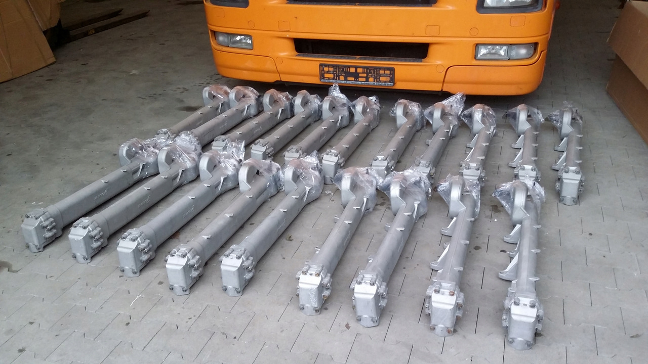 MAN F2000 TGA EGR TGX RECYRKULATOR D20,D26,D28 - EGR-kjøler for Lastebil: bilde 4 MAN F2000 TGA EGR TGX RECYRKULATOR D20,D26,D28 - EGR-kjøler for Lastebil: bilde 4