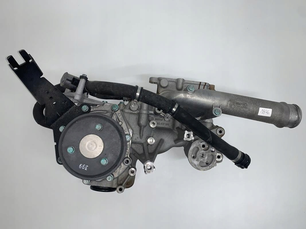 OBUDOWA POMPY WODY MAN TGX TGS EURO 6 D2676 - Kjølevæskepumpe for Lastebil: bilde 2 OBUDOWA POMPY WODY MAN TGX TGS EURO 6 D2676 - Kjølevæskepumpe for Lastebil: bilde 2