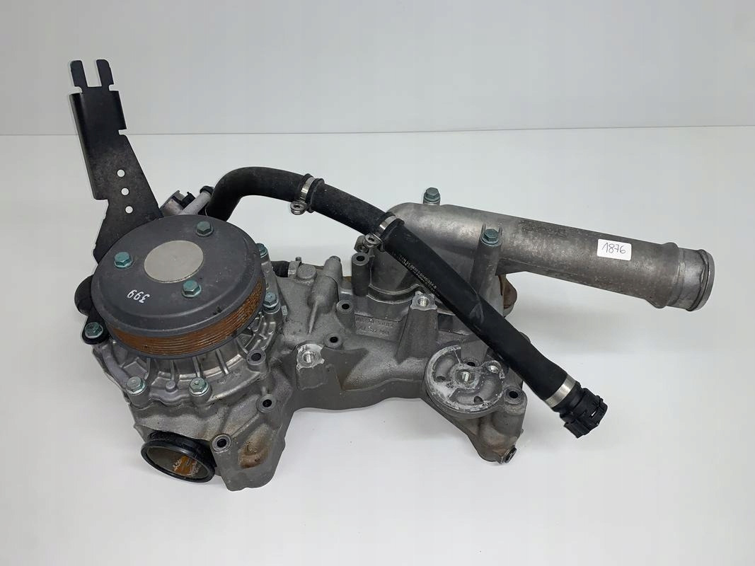 OBUDOWA POMPY WODY MAN TGX TGS EURO 6 D2676 - Kjølevæskepumpe for Lastebil: bilde 1 OBUDOWA POMPY WODY MAN TGX TGS EURO 6 D2676 - Kjølevæskepumpe for Lastebil: bilde 1