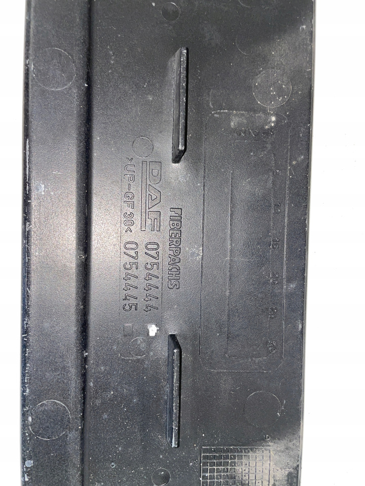 PODSZYBIEMASKOWNICA SZYBY OSŁONA DAF CV 1665944 - Frontrute for Lastebil: bilde 4 PODSZYBIEMASKOWNICA SZYBY OSŁONA DAF CV 1665944 - Frontrute for Lastebil: bilde 4