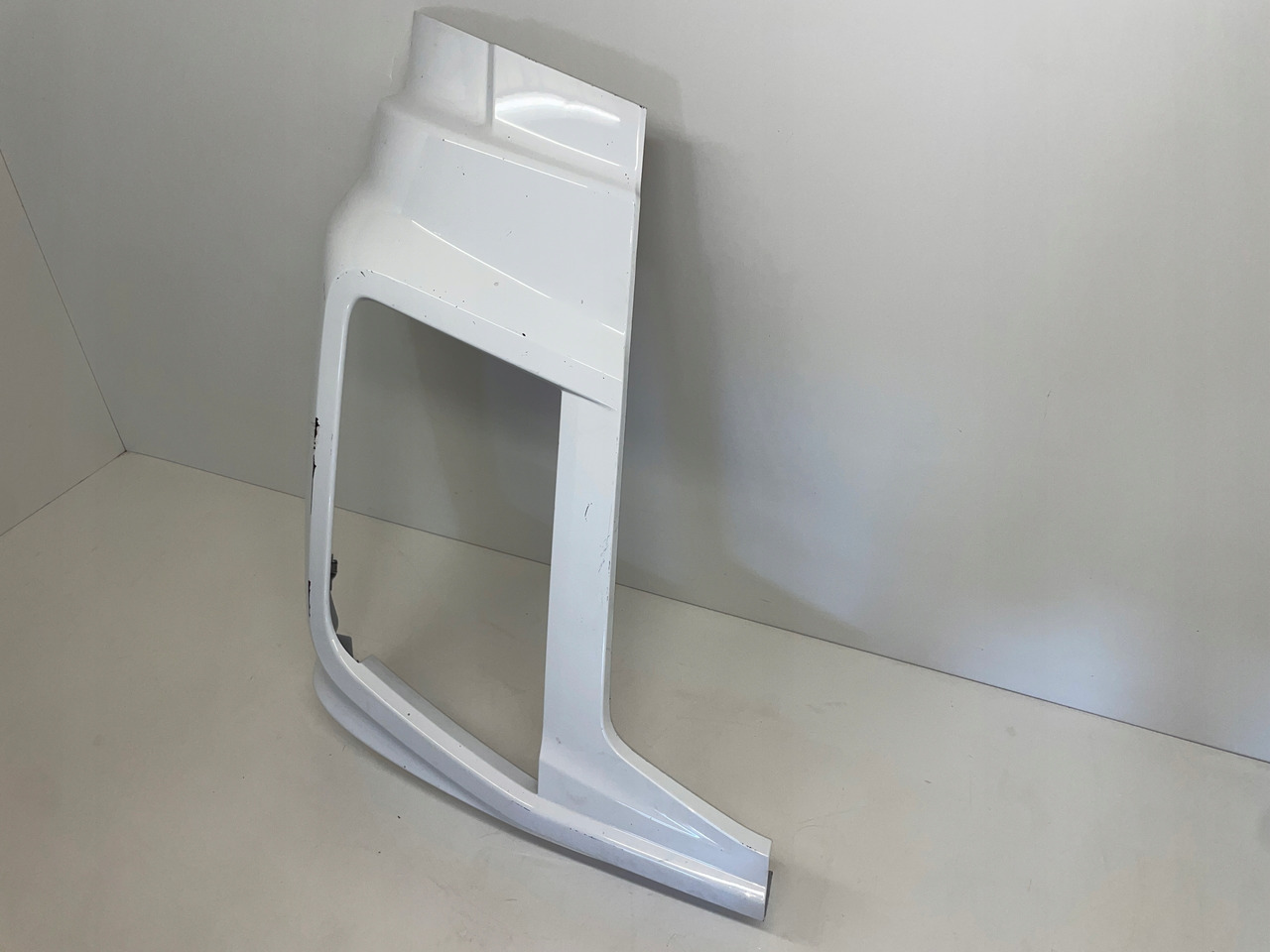 PRAWA OSŁONA OKULAR ZDERZAK FORD F-MAX JC46-17E950-A - Støtfanger for Lastebil: bilde 3 PRAWA OSŁONA OKULAR ZDERZAK FORD F-MAX JC46-17E950-A - Støtfanger for Lastebil: bilde 3