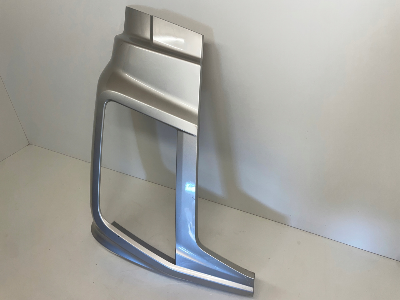 PRAWA OSŁONA OKULAR ZDERZAK FORD F-MAX JC46-17E950-A - Støtfanger for Lastebil: bilde 3 PRAWA OSŁONA OKULAR ZDERZAK FORD F-MAX JC46-17E950-A - Støtfanger for Lastebil: bilde 3