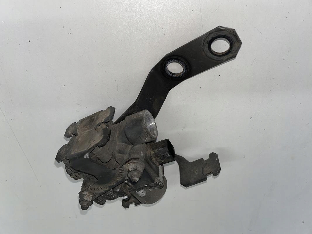 ZAWÓR CIŚNIENIA MERCEDES ACTROS MP4 A0054299244 - Fjæring for Lastebil: bilde 3 ZAWÓR CIŚNIENIA MERCEDES ACTROS MP4 A0054299244 - Fjæring for Lastebil: bilde 3