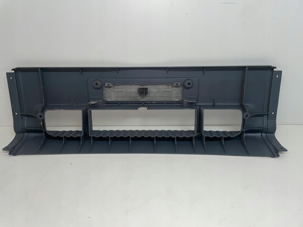 ZDERZAK MERCEDES ŚRODEK ZDERZAKA NAKŁADKA OSŁONA A 9738801170 - Støtfanger for Lastebil: bilde 2 ZDERZAK MERCEDES ŚRODEK ZDERZAKA NAKŁADKA OSŁONA A 9738801170 - Støtfanger for Lastebil: bilde 2