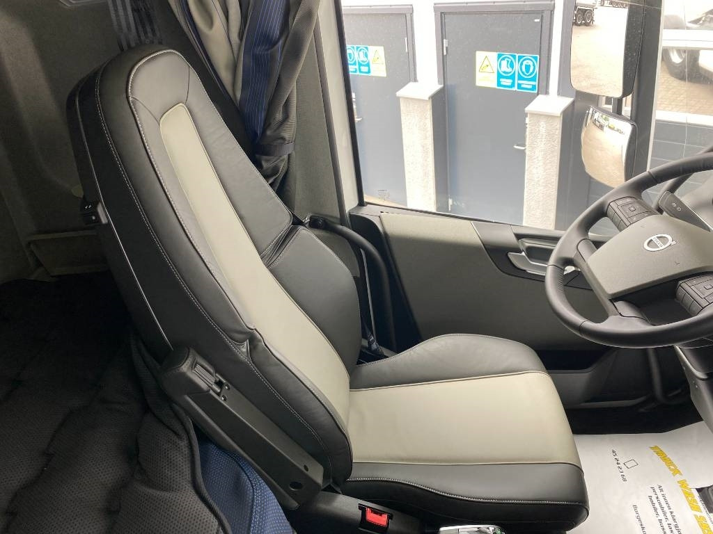 Leie Volvo FH 500 Volvo FH 500: bilde 7 Leie Volvo FH 500 Volvo FH 500: bilde 7