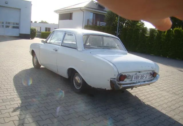 Ford Taunus - Sedan: bilde 3 Ford Taunus - Sedan: bilde 3