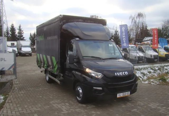 Iveco DAILY 35 C 15 3.0TDI FIRANA Z PRAWEJ STRONY 3.5T DMC WINDA - Varebil med skap: bilde 3 Iveco DAILY 35 C 15 3.0TDI FIRANA Z PRAWEJ STRONY 3.5T DMC WINDA - Varebil med skap: bilde 3
