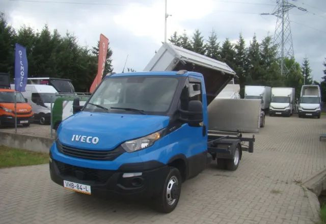 Iveco DAILY 50 C 17 3.0TDI WYWROTKA WINDA MECHANICZNA PRZYSTAWKA DO HYDRAULIKI - Varebil med tipp: bilde 1 Iveco DAILY 50 C 17 3.0TDI WYWROTKA WINDA MECHANICZNA PRZYSTAWKA DO HYDRAULIKI - Varebil med tipp: bilde 1