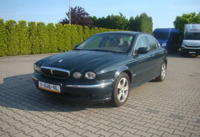 Jaguar X-Type - Sedan: bilde 4 Jaguar X-Type - Sedan: bilde 4