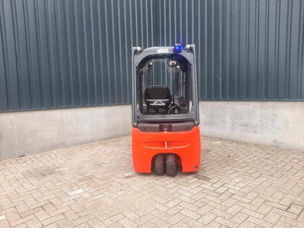 Linde E15-02 - El-truck: bilde 2 Linde E15-02 - El-truck: bilde 2