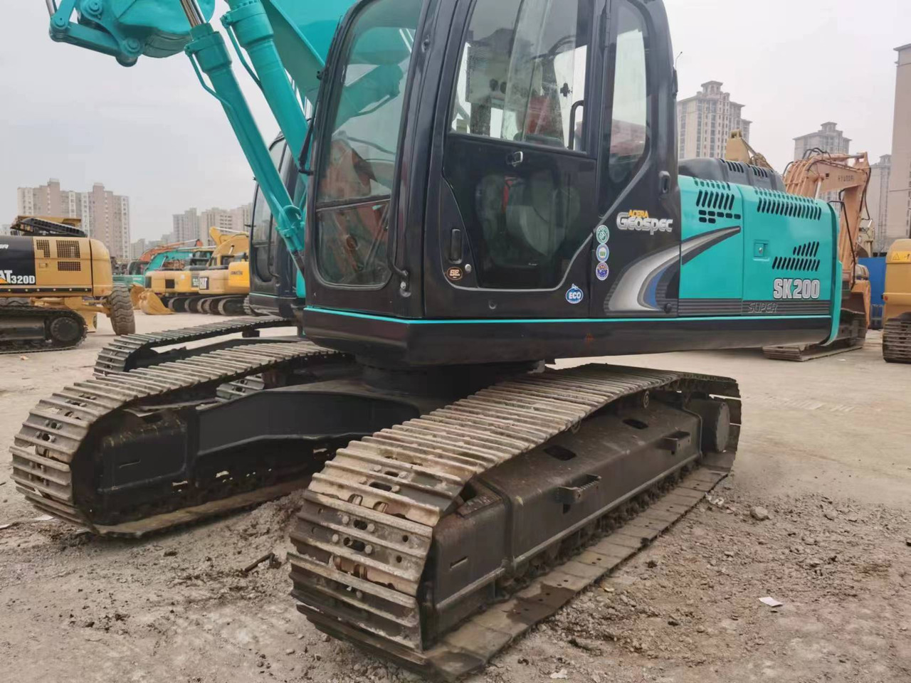KOBELCO SK200-8 - Beltegraver: bilde 4 KOBELCO SK200-8 - Beltegraver: bilde 4