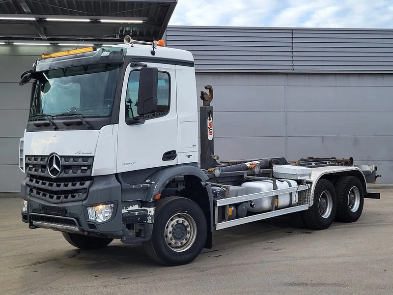 Mercedes-Benz Arocs 3342 Arocs - Lastebil med kabelsystem: bilde 1 Mercedes-Benz Arocs 3342 Arocs - Lastebil med kabelsystem: bilde 1