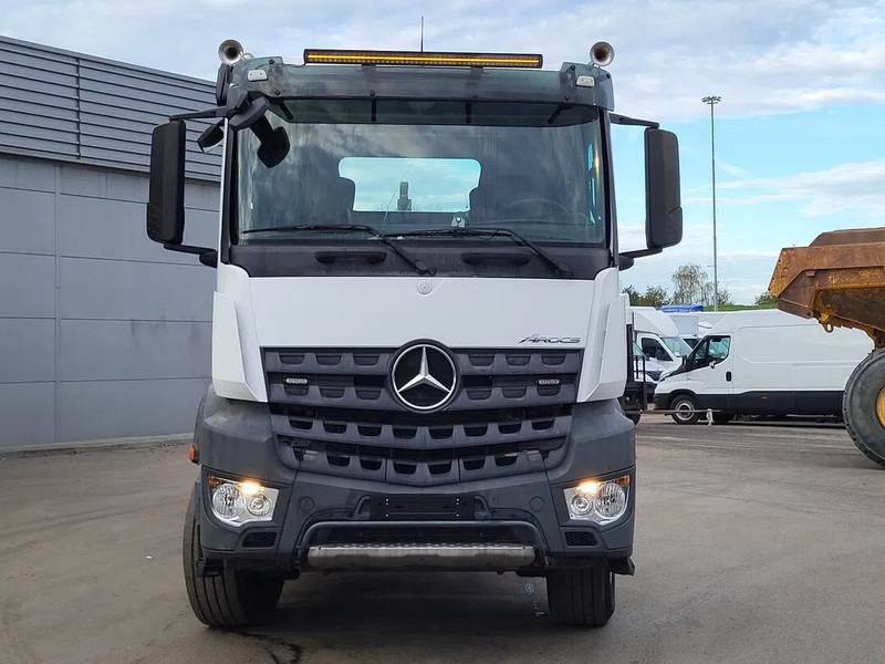 Mercedes-Benz Arocs 3342 Arocs - Lastebil med kabelsystem: bilde 5 Mercedes-Benz Arocs 3342 Arocs - Lastebil med kabelsystem: bilde 5