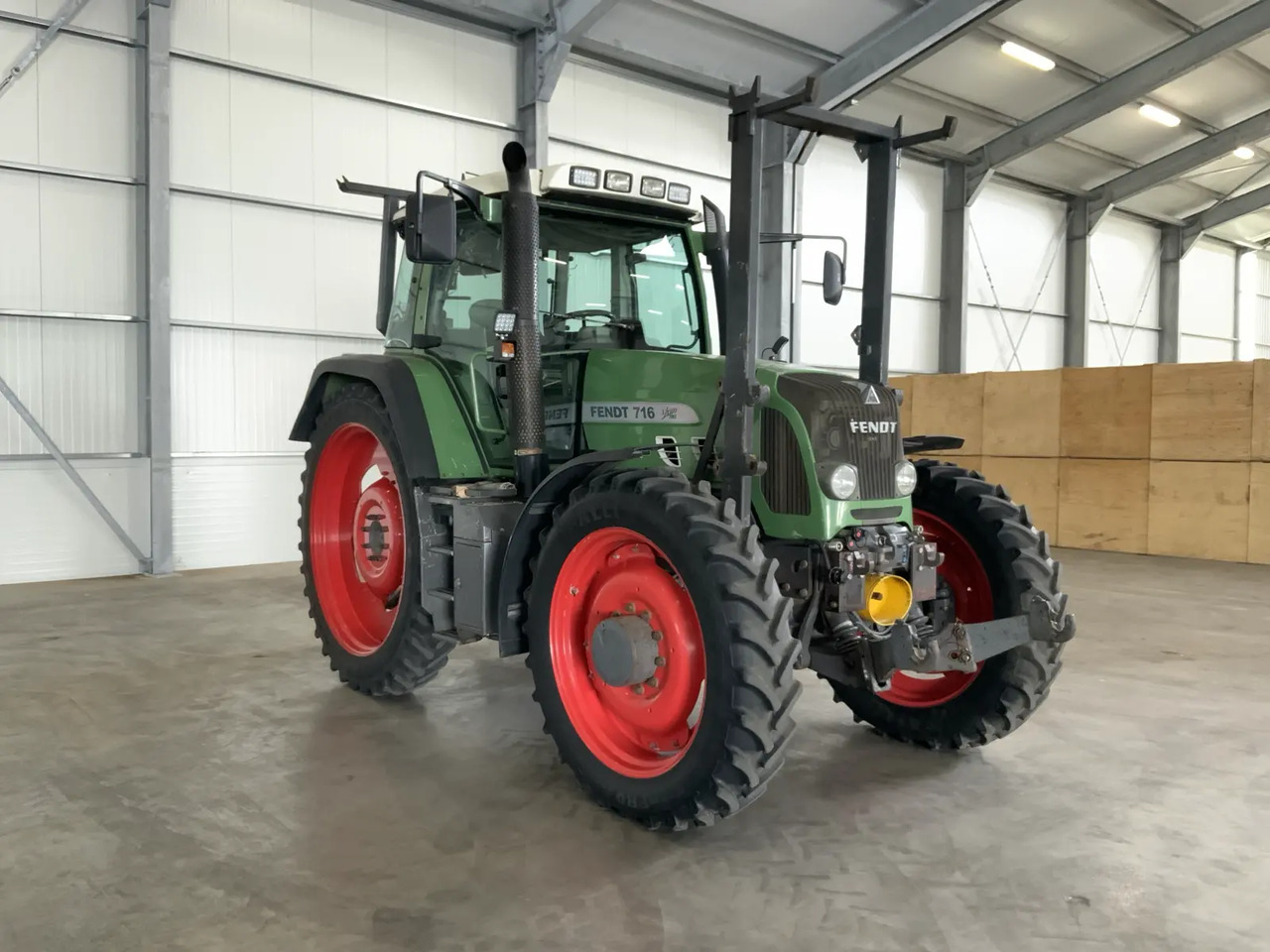 Fendt 716 Vario TMS - Traktor: bilde 3 Fendt 716 Vario TMS - Traktor: bilde 3